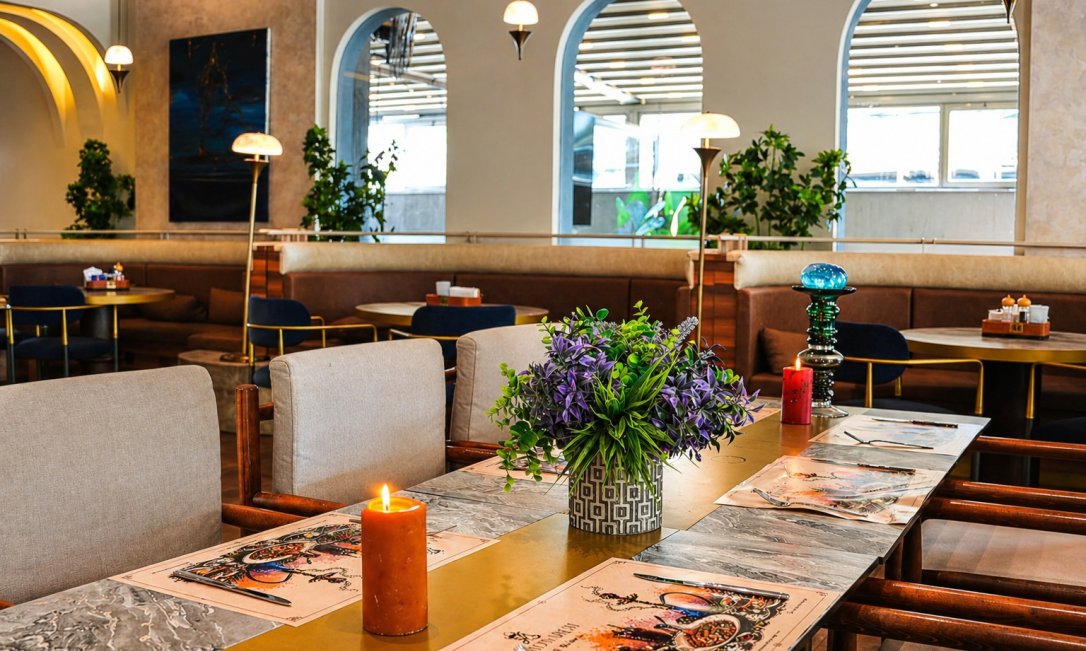 Kapalı Restoran Alanı